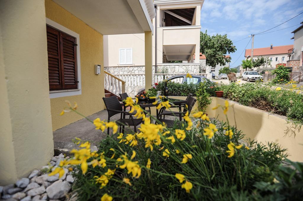 Apartments Phoenix Ivanica Εξωτερικό φωτογραφία