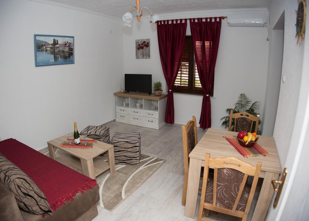 Apartments Phoenix Ivanica Εξωτερικό φωτογραφία